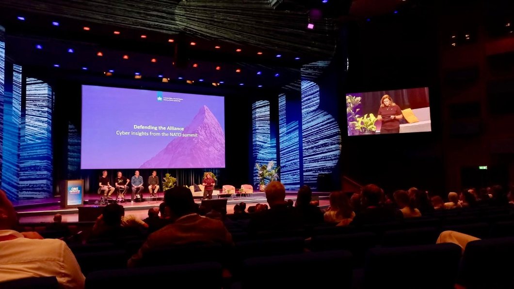 Česká delegace se představila v Haagu během Cyber Security Week 2025